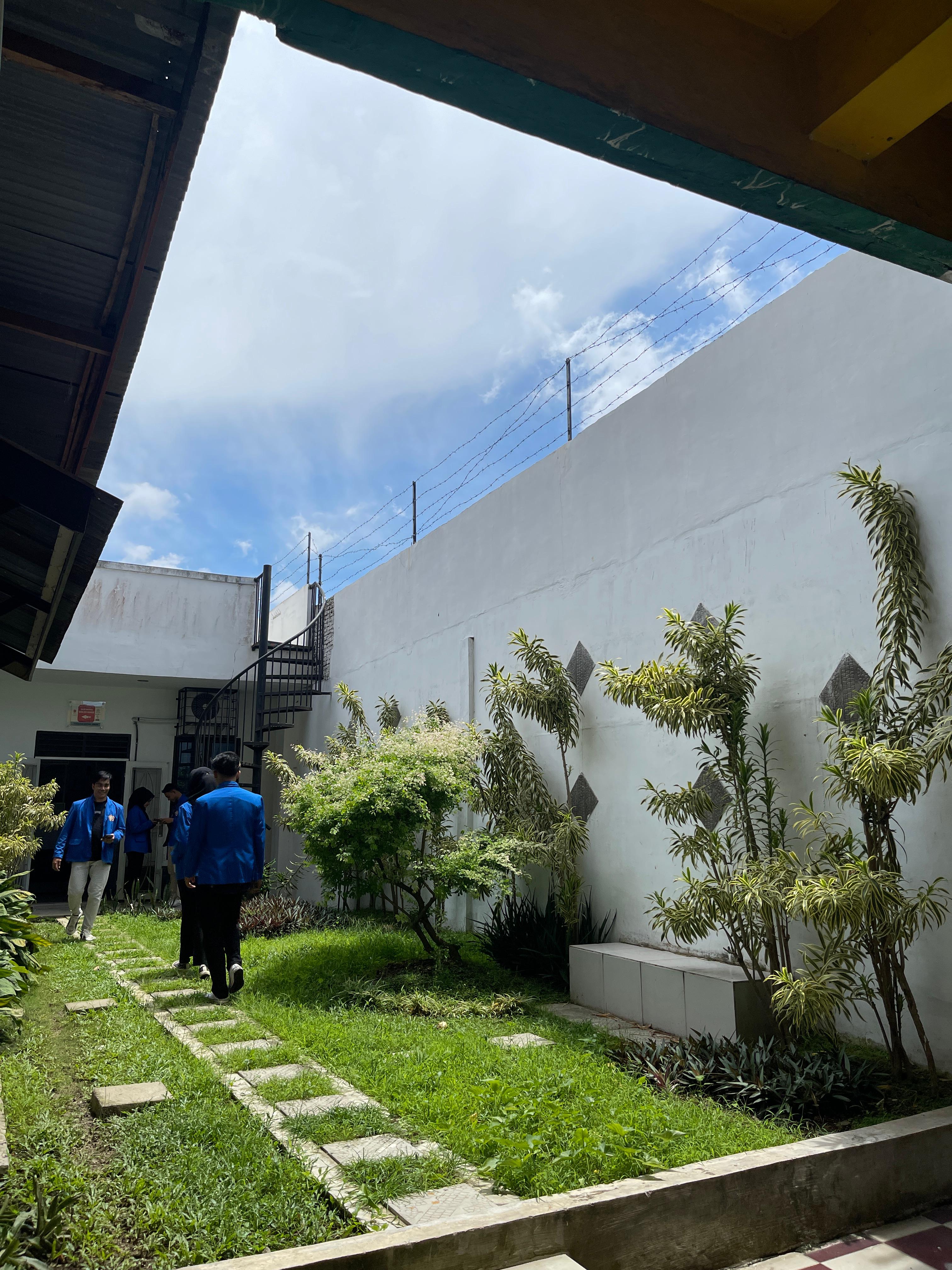Sarana dan Prasarana UPMI 9